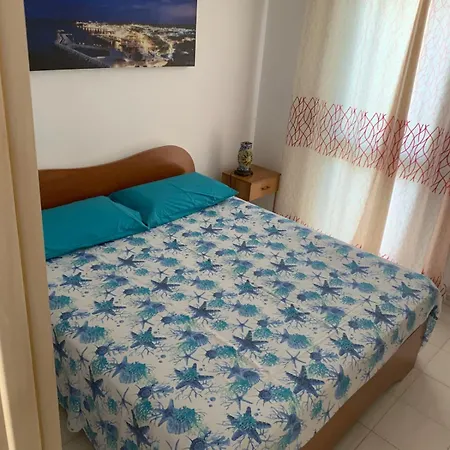 아파트 A 100 M Dalla